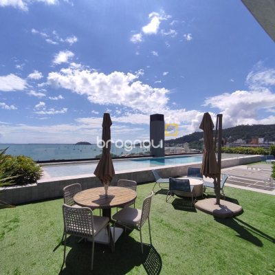 Apartamento com 148m², 3 quartos (sendo 3 suítes), 2 garagens, no bairro Jurerê em Florianópolis