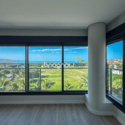 Apartamento com 148m², 3 quartos (sendo 3 suítes), 2 garagens, no bairro Jurerê em Florianópolis