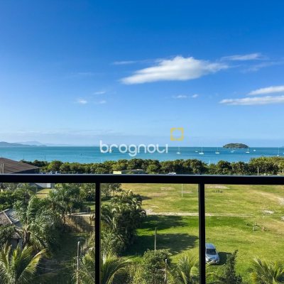 Apartamento com 236m², 3 quartos (sendo 3 suítes), 2 garagens, no bairro Jurerê em Florianópolis