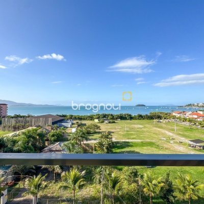Apartamento com 236m², 3 quartos (sendo 3 suítes), 2 garagens, no bairro Jurerê em Florianópolis