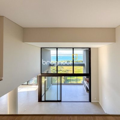 Apartamento com 236m², 3 quartos (sendo 3 suítes), 2 garagens, no bairro Jurerê em Florianópolis