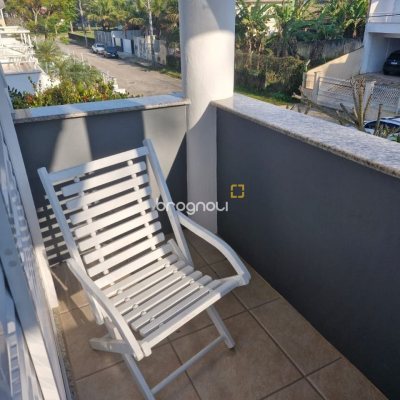 Casa com 240m², 5 quartos (sendo 1 suíte), 2 garagens, no bairro Santa Mônica em Florianópolis
