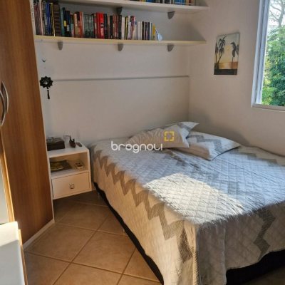 Casa com 240m², 5 quartos (sendo 1 suíte), 2 garagens, no bairro Santa Mônica em Florianópolis