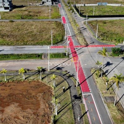 Terreno com 450m², no bairro São João do Rio Vermelho em Florianópolis
