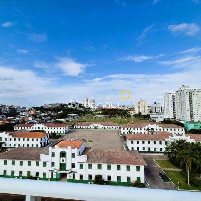 Cobertura com 367m², 3 quartos (sendo 3 suítes), 4 garagens, no bairro Estreito em Florianópolis