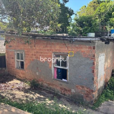 Terreno com 593m², no bairro Capoeiras em Florianópolis