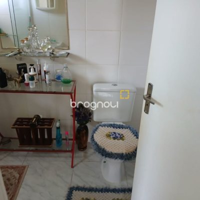 Apartamento com 58m², 2 quartos, 1 garagem, no bairro Balneário em Florianópolis