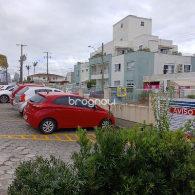 Apartamento com 58m², 2 quartos, 1 garagem, no bairro Balneário em Florianópolis