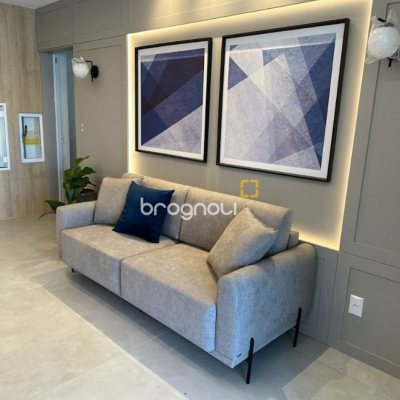 Apartamento com 75m², 2 quartos (sendo 1 suíte), 1 garagem, no bairro Barreiros em São José