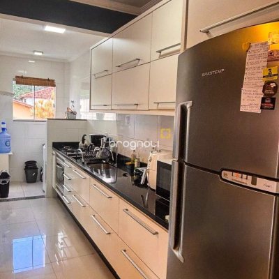 Apartamento com 84m², 2 quartos (sendo 1 suíte), 2 garagens, no bairro Ingleses em Florianópolis