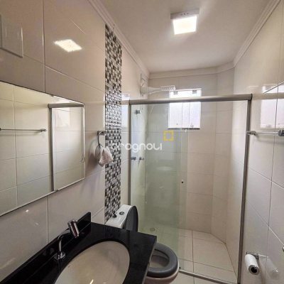 Apartamento com 84m², 2 quartos (sendo 1 suíte), 2 garagens, no bairro Ingleses em Florianópolis