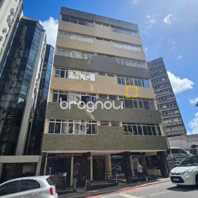 Sala com 58m², no bairro Centro em Florianópolis