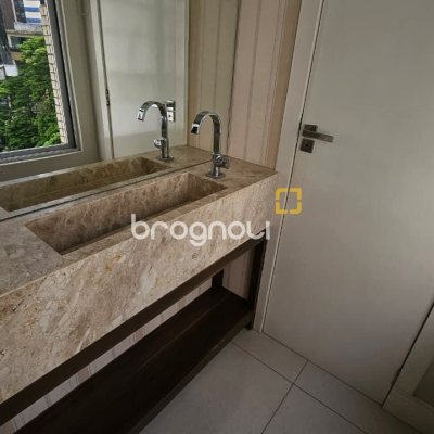 Sala com 58m², no bairro Centro em Florianópolis