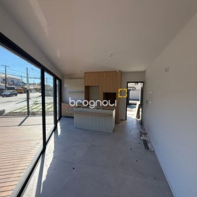 Casa de Condomínio com 85m², 2 quartos (sendo 1 suíte), 1 garagem, no bairro Cachoeira do Bom Jesus em Florianópolis