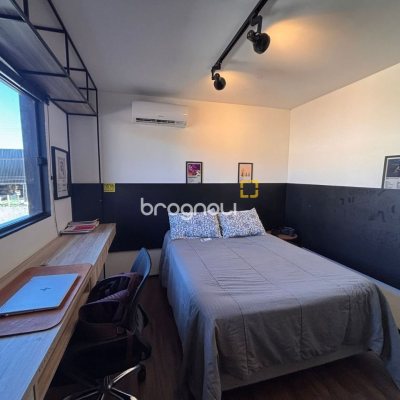 Casa com 315m², 4 quartos (sendo 3 suítes), 4 garagens, no bairro Jurerê Internacional em Florianópolis