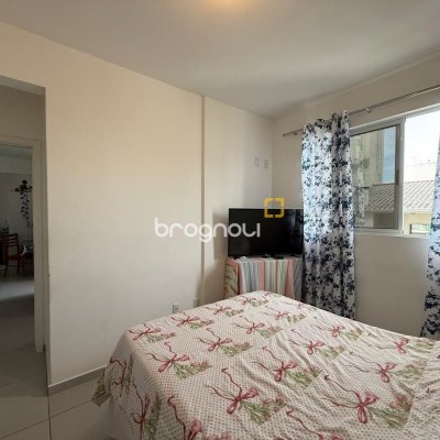 Apartamento com 66m², 2 quartos, 1 garagem, no bairro Pedra Branca em Palhoça