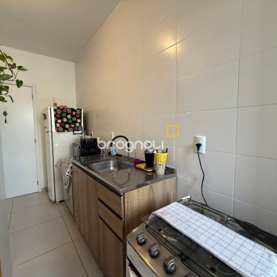 Apartamento com 66m², 2 quartos, 1 garagem, no bairro Pedra Branca em Palhoça