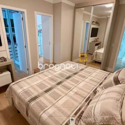 Casa com 199m², 4 quartos (sendo 3 suítes), 2 garagens, no bairro Cachoeira do Bom Jesus em Florianópolis