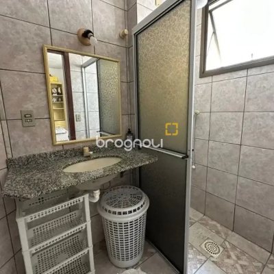 Apartamento com 70m², 2 quartos (sendo 1 suíte), 1 garagem, no bairro Ingleses em Florianópolis