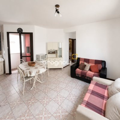 Apartamento com 70m², 2 quartos (sendo 1 suíte), 1 garagem, no bairro Ingleses em Florianópolis