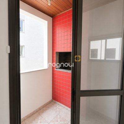 Apartamento com 70m², 2 quartos (sendo 1 suíte), 1 garagem, no bairro Ingleses em Florianópolis
