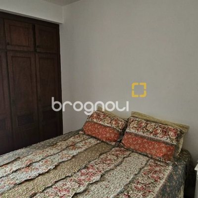 Casa com 316m², 4 quartos (sendo 2 suítes), 2 garagens, no bairro Estreito em Florianópolis