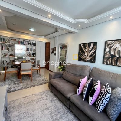 Apartamento com 56m², 2 quartos, 1 garagem, no bairro Coqueiros em Florianópolis