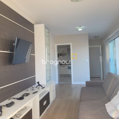 Cobertura com 127m², 3 quartos (sendo 1 suíte), 2 garagens, no bairro Saco Grande em Florianópolis