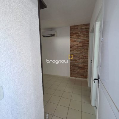 Casa de Condomínio com 67m², 3 quartos, 2 garagens, no bairro Bela Vista em Palhoça