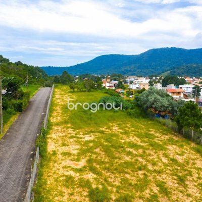 Terreno com 6000m², no bairro Campeche em Florianópolis