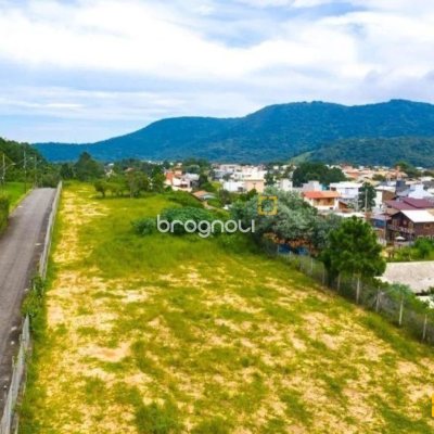 Terreno com 6000m², no bairro Campeche em Florianópolis
