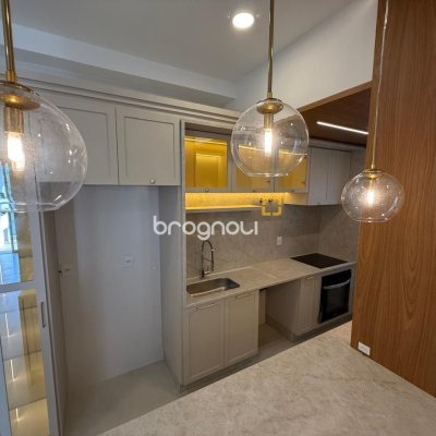 Apartamento com 92m², 2 quartos (sendo 2 suítes), 2 garagens, no bairro Santo Antônio de Lisboa em Florianópolis