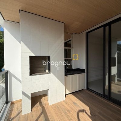 Apartamento com 92m², 2 quartos (sendo 2 suítes), 2 garagens, no bairro Santo Antônio de Lisboa em Florianópolis