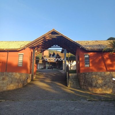 Casa de Condomínio com 200m², 3 quartos (sendo 1 suíte), 2 garagens, no bairro Santo Antônio de Lisboa em Florianópolis