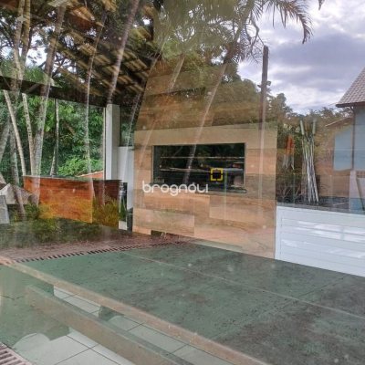 Casa de Condomínio com 200m², 3 quartos (sendo 1 suíte), 2 garagens, no bairro Santo Antônio de Lisboa em Florianópolis