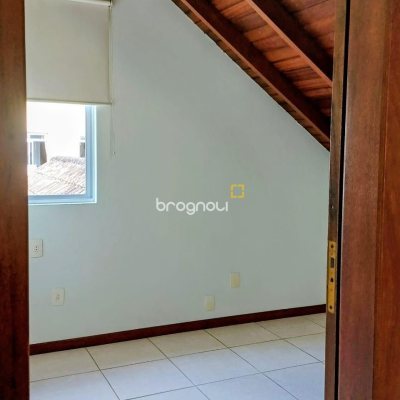 Casa de Condomínio com 200m², 3 quartos (sendo 1 suíte), 2 garagens, no bairro Santo Antônio de Lisboa em Florianópolis