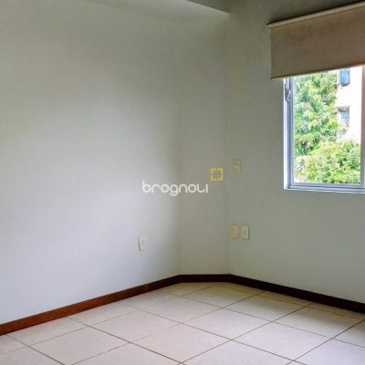 Casa de Condomínio com 200m², 3 quartos (sendo 1 suíte), 2 garagens, no bairro Santo Antônio de Lisboa em Florianópolis