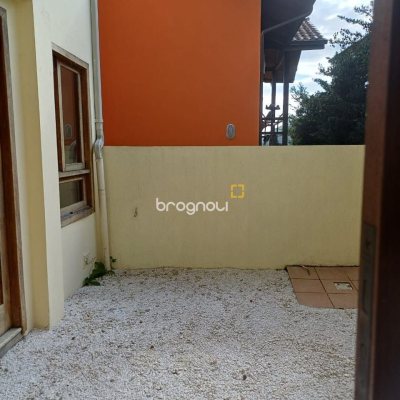 Casa de Condomínio com 200m², 3 quartos (sendo 1 suíte), 2 garagens, no bairro Santo Antônio de Lisboa em Florianópolis