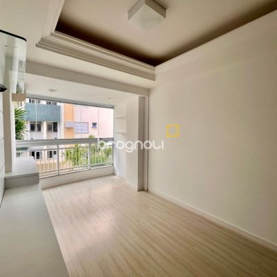 Apartamento com 75m², 3 quartos (sendo 1 suíte), 1 garagem, no bairro Itacorubi em Florianópolis