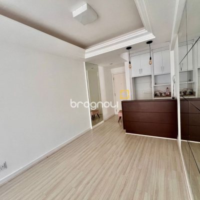Apartamento com 75m², 3 quartos (sendo 1 suíte), 1 garagem, no bairro Itacorubi em Florianópolis