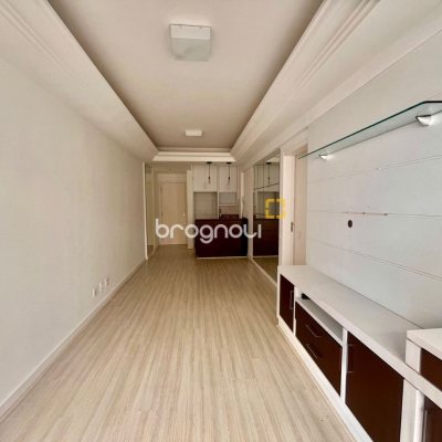 Apartamento com 75m², 3 quartos (sendo 1 suíte), 1 garagem, no bairro Itacorubi em Florianópolis