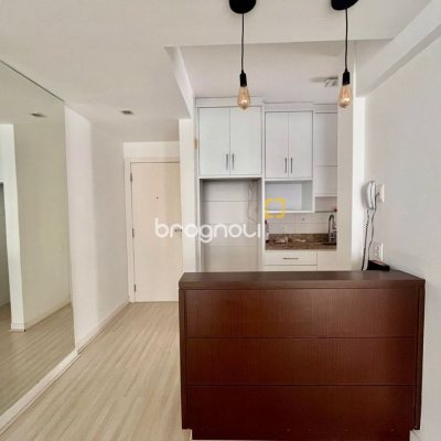 Apartamento com 75m², 3 quartos (sendo 1 suíte), 1 garagem, no bairro Itacorubi em Florianópolis