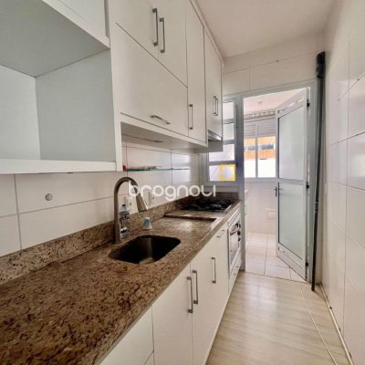Apartamento com 75m², 3 quartos (sendo 1 suíte), 1 garagem, no bairro Itacorubi em Florianópolis