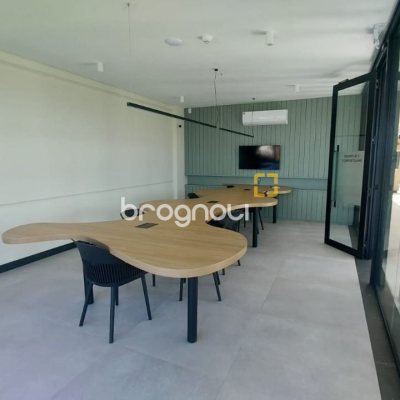 Sala com 27m², 1 garagem, no bairro Campeche em Florianópolis