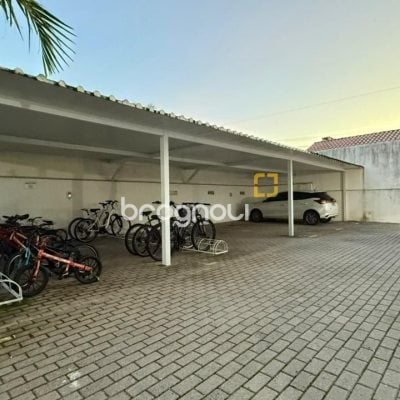 Apartamento com 80m², 2 quartos (sendo 1 suíte), 1 garagem, no bairro Ingleses em Florianópolis
