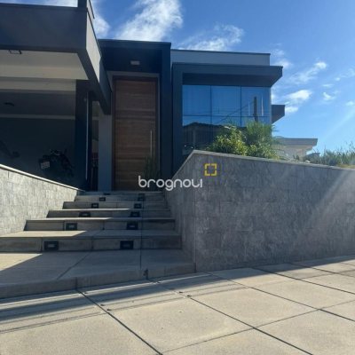 Casa de Condomínio com 183m², 3 quartos (sendo 1 suíte), 2 garagens, no bairro Sertão do Maruim em São José
