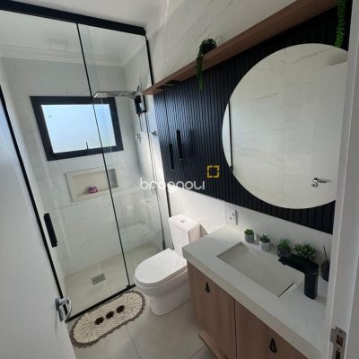 Casa de Condomínio com 183m², 3 quartos (sendo 1 suíte), 2 garagens, no bairro Sertão do Maruim em São José