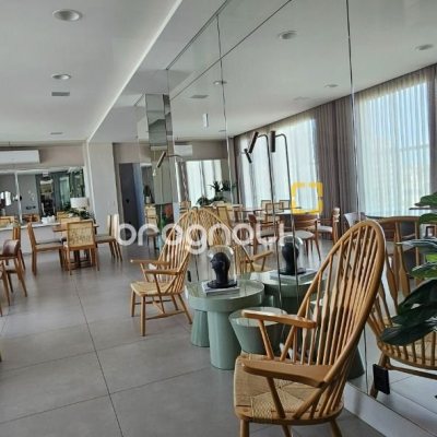 Apartamento com 126m², 3 quartos (sendo 3 suítes), 2 garagens, no bairro Estreito em Florianópolis