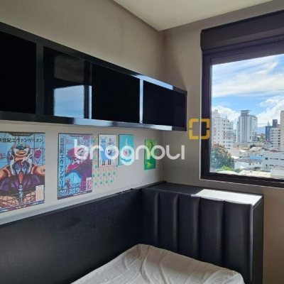 Apartamento com 126m², 3 quartos (sendo 3 suítes), 2 garagens, no bairro Estreito em Florianópolis