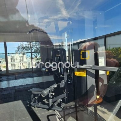 Apartamento com 126m², 3 quartos (sendo 3 suítes), 2 garagens, no bairro Estreito em Florianópolis